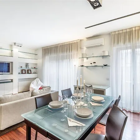 Bright And Cozy In Isola District - Marco Polo Apartamento *